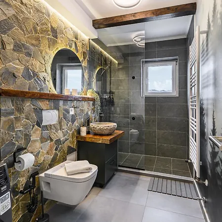 Mountain & Sunset View - Bathtub - Underground Parking